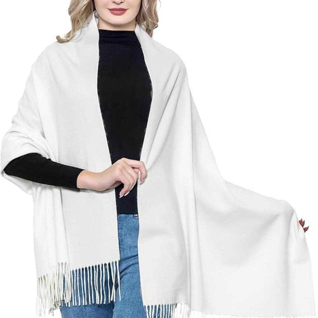 Winter’s Gift: White Cashmere Scarf – Soft, Elegant & Free Delivery